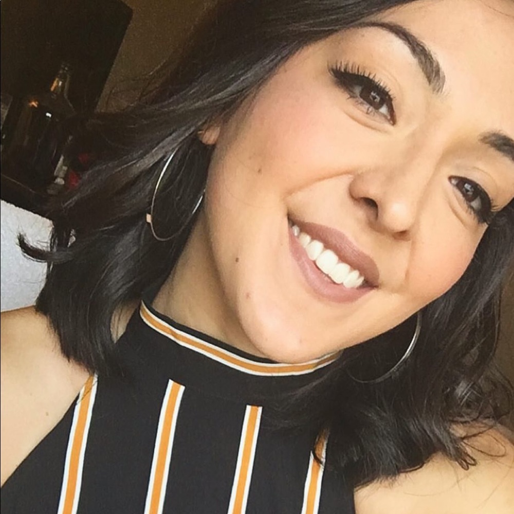 Meet your Posher, Naomi